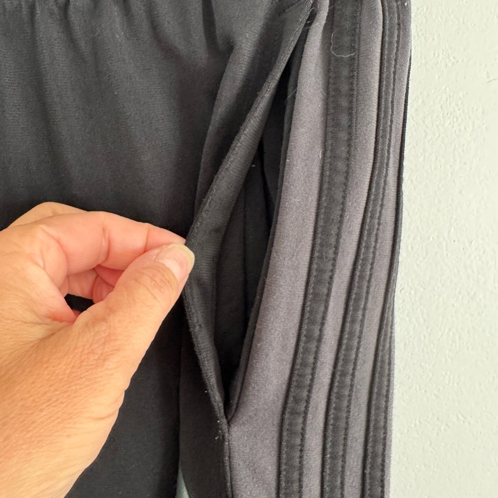 Men’s Prime Green Adidas Black Track Pants M - Picture 2 of 4